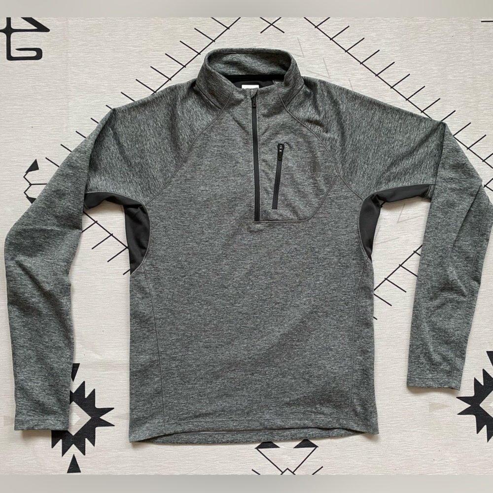 Men’s North Face Flash Dry 1/4 Zip - Small